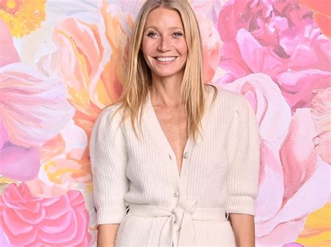 gwenyth paltrow naked|See Gwyneth Paltrows Nude Photo of Herself on 50th Birthday